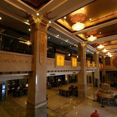 Brahmaputra Grand Hotel Лхаса Интериор снимка