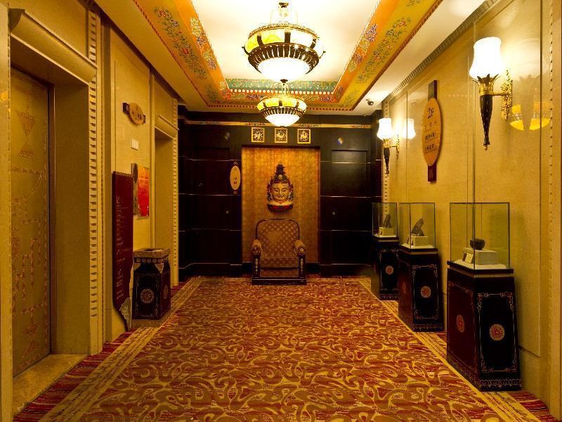Brahmaputra Grand Hotel Лхаса Екстериор снимка