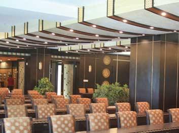 Brahmaputra Grand Hotel Лхаса Екстериор снимка